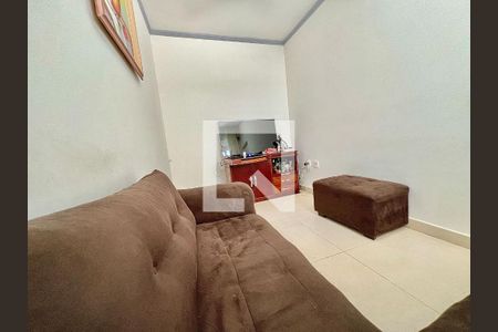 Sala 2 de casa para alugar com 3 quartos, 210m² em Santa Amelia, Belo Horizonte