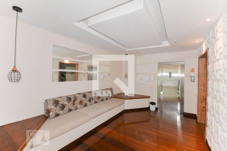 Hall de apartamento à venda com 3 quartos, 220m² em Tijuca, Rio de Janeiro