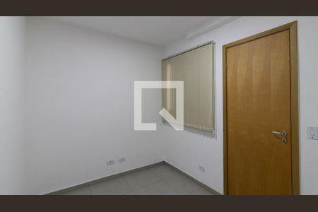 Quarto 1 de apartamento para alugar com 2 quartos, 38m² em Jardim Triana, São Paulo