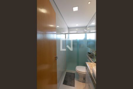 Banheiro Suite de apartamento à venda com 3 quartos, 180m² em Heliópolis, Belo Horizonte