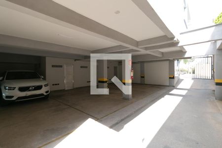 Garagem de apartamento à venda com 3 quartos, 180m² em Heliópolis, Belo Horizonte