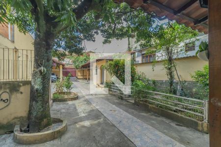 Área comum de casa à venda com 3 quartos, 147m² em Caiçaras, Belo Horizonte