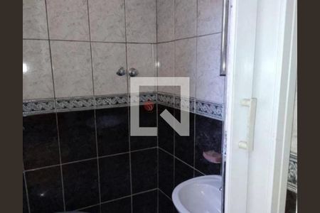 Casa à venda com 2 quartos, 102m² em Vila Carrão, São Paulo