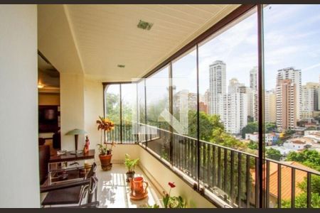 Apartamento para alugar com 4 quartos, 300m² em Pacaembu, São Paulo