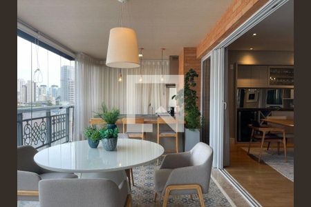 Foto 01 de apartamento à venda com 4 quartos, 274m² em Itaim Bibi, São Paulo