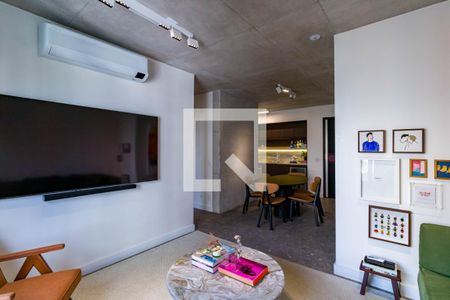 Sala de apartamento à venda com 2 quartos, 72m² em Jardim Fonte do Morumbi, São Paulo
