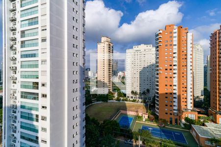 Vista  de apartamento à venda com 2 quartos, 72m² em Jardim Fonte do Morumbi, São Paulo
