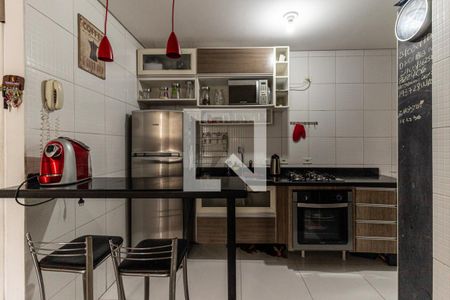 Cozinha de apartamento para alugar com 2 quartos, 49m² em República, São Paulo