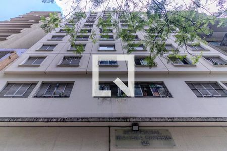 Fachada de apartamento para alugar com 2 quartos, 49m² em República, São Paulo