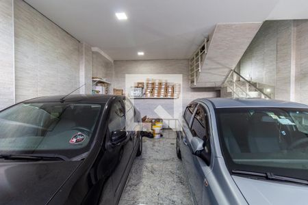 Garagem de casa à venda com 5 quartos, 550m² em Vila Anglo Brasileira, São Paulo
