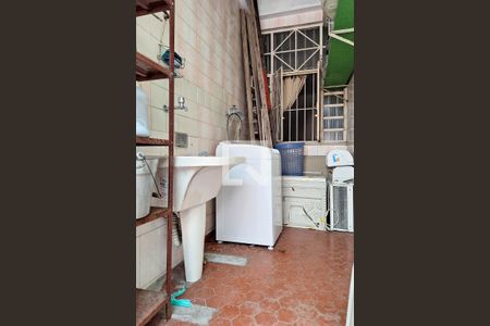 Área de Serviço de casa à venda com 3 quartos, 65m² em Santa Rosa, Niterói