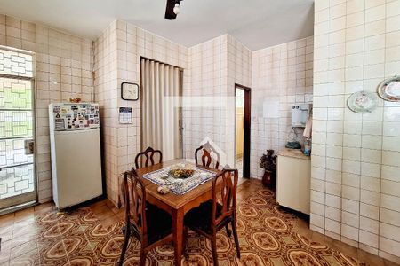 Cozinha de casa à venda com 3 quartos, 65m² em Santa Rosa, Niterói