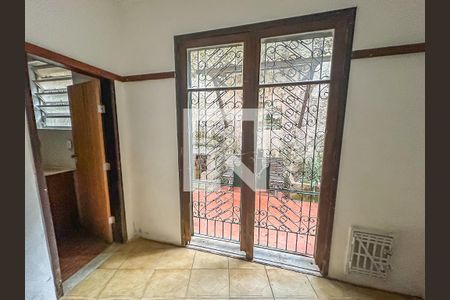Sala de apartamento à venda com 2 quartos, 70m² em Cosme Velho, Rio de Janeiro