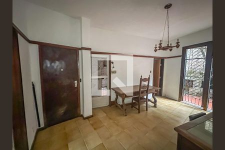 Sala de apartamento à venda com 2 quartos, 70m² em Cosme Velho, Rio de Janeiro