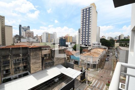 Sala - Sacada Vista de apartamento para alugar com 2 quartos, 60m² em Centro, Campinas