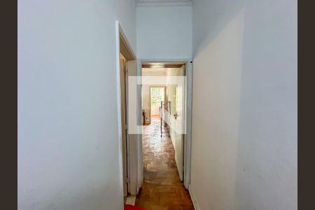 Corredor de apartamento para alugar com 2 quartos, 70m² em Cosme Velho, Rio de Janeiro