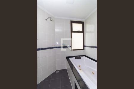 Banheiro da Suíte 1 de apartamento à venda com 4 quartos, 225m² em Jardim Vila Mariana, São Paulo