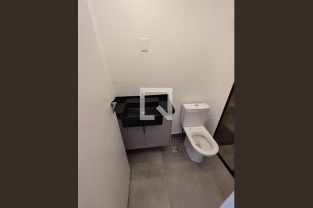Banheiro de kitnet/studio para alugar com 1 quarto, 20m² em Vila Gomes Cardim, São Paulo