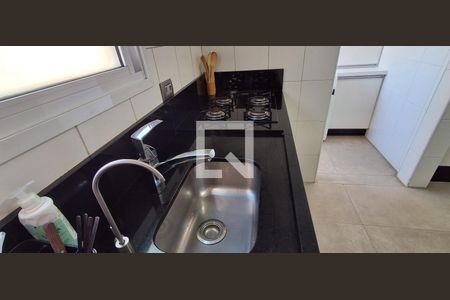 Cozinha de apartamento à venda com 2 quartos, 86m² em Vila Mussoline, São Bernardo do Campo