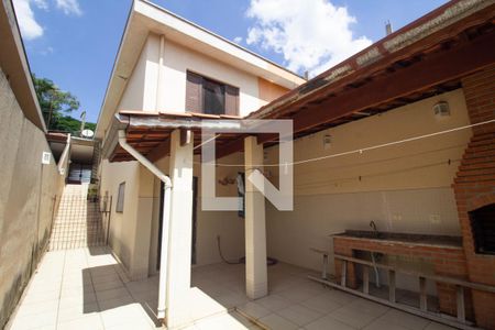 Quintal de casa à venda com 2 quartos, 160m² em Limoeiro, São Paulo