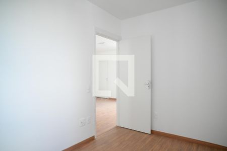 Quarto 2 de apartamento para alugar com 2 quartos, 42m² em Jardim Maria Estela, São Paulo