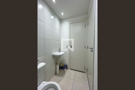 Banheiro de apartamento para alugar com 2 quartos, 34m² em Vila Barreto, São Paulo
