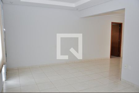 Sala de casa de condomínio para alugar com 4 quartos, 220m² em Residencial Paineiras, Paulínia