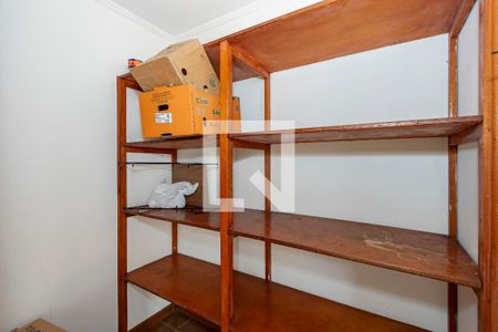 Despensa  de casa à venda com 4 quartos, 252m² em Santo Amaro, São Paulo