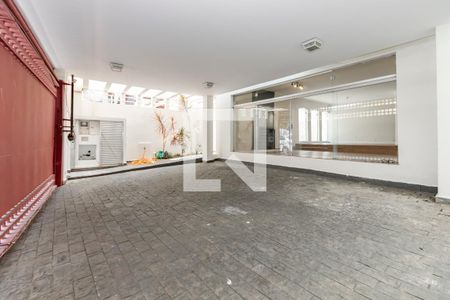 Garagem de casa à venda com 4 quartos, 252m² em Santo Amaro, São Paulo