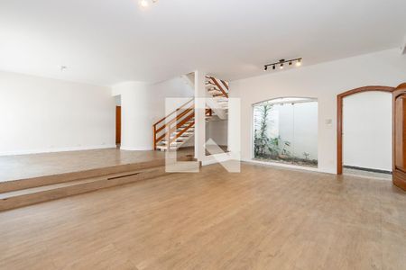 Sala de casa à venda com 4 quartos, 252m² em Santo Amaro, São Paulo