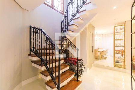 Sala de casa à venda com 3 quartos, 360m² em Vila Regente Feijó, São Paulo