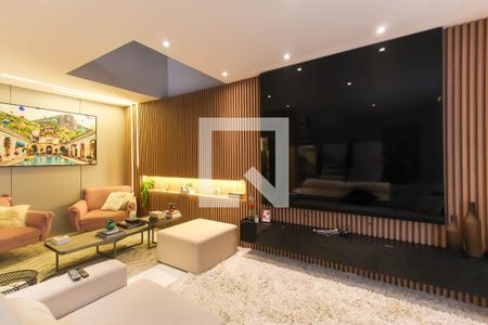 Sala de casa à venda com 3 quartos, 360m² em Vila Regente Feijó, São Paulo