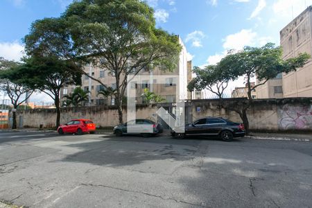 Fachada do Condomínio de apartamento à venda com 2 quartos, 47m² em Itaquera, São Paulo