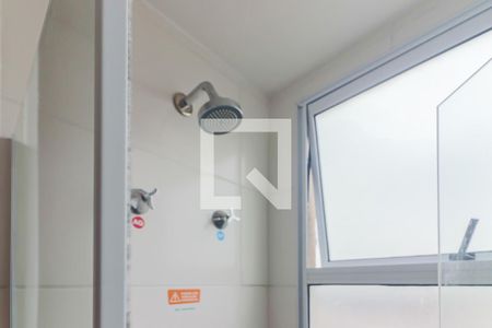 Banheiro de apartamento para alugar com 2 quartos, 42m² em Jardim Arpoador, São Paulo