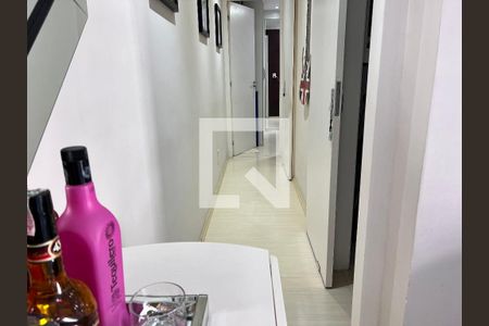 Corredor de apartamento para alugar com 2 quartos, 58m² em Taquara, Rio de Janeiro