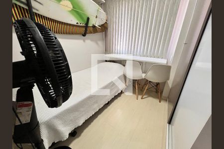 Quarto 01 de apartamento para alugar com 2 quartos, 58m² em Taquara, Rio de Janeiro