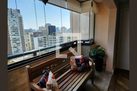 Apartamento à venda com 3 quartos, 97m² em Vila Olímpia, São Paulo