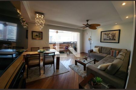 Apartamento à venda com 3 quartos, 97m² em Vila Olímpia, São Paulo