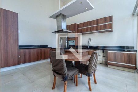 Apartamento à venda com 2 quartos, 117m² em Chácara Inglesa, São Paulo