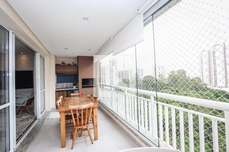 Varanda de apartamento à venda com 3 quartos, 128m² em Vila Andrade, São Paulo