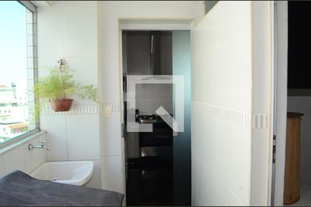 Área de Serviço de apartamento para alugar com 3 quartos, 103m² em Cidade Nova, Belo Horizonte