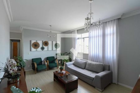 Sala de apartamento à venda com 4 quartos, 110m² em Padre Eustáquio, Belo Horizonte