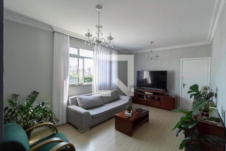 Sala de apartamento à venda com 4 quartos, 110m² em Padre Eustáquio, Belo Horizonte