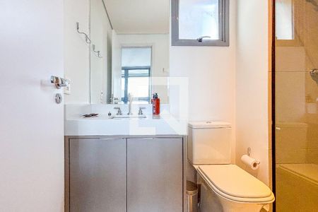 Banheiro de kitnet/studio à venda com 1 quarto, 29m² em Cerqueira César, São Paulo