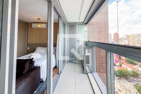 Varanda de kitnet/studio à venda com 1 quarto, 29m² em Cerqueira César, São Paulo