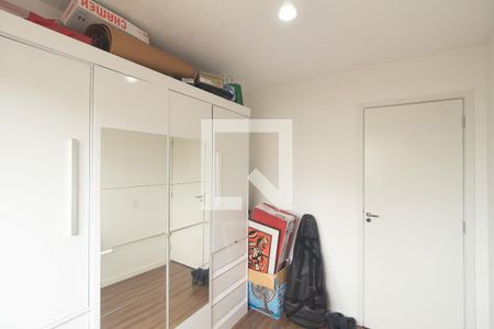 Quarto 2 de apartamento para alugar com 2 quartos, 43m² em Guaratiba, Rio de Janeiro