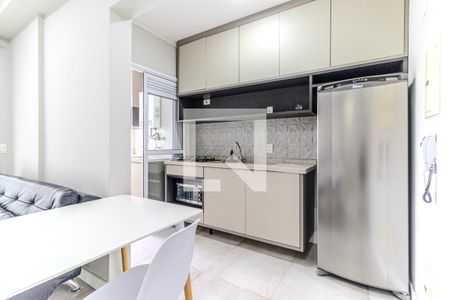 Cozinha de apartamento à venda com 1 quarto, 42m² em Santa Efigênia, São Paulo