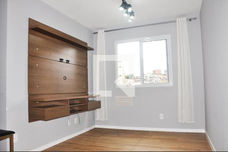 -Sala e Sala de Jantar de apartamento para alugar com 2 quartos, 40m² em Jardim Almanara, São Paulo