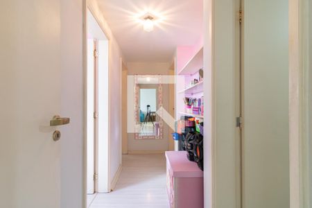 Corredor de apartamento à venda com 3 quartos, 87m² em Moema, São Paulo