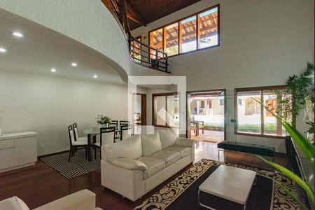 Casa para alugar com 4 quartos, 400m² em Bairro das Palmeiras, Campinas